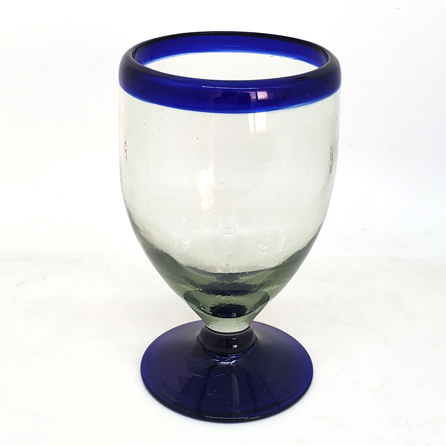 Wholesale Colored Rim Glassware / Cobalt Blue Rim 12 oz Short Stem Wine Glasses  / Add sophistication to your table with these short stem all-purpose wine glasses. Each bordered with a beautiful blue rim.